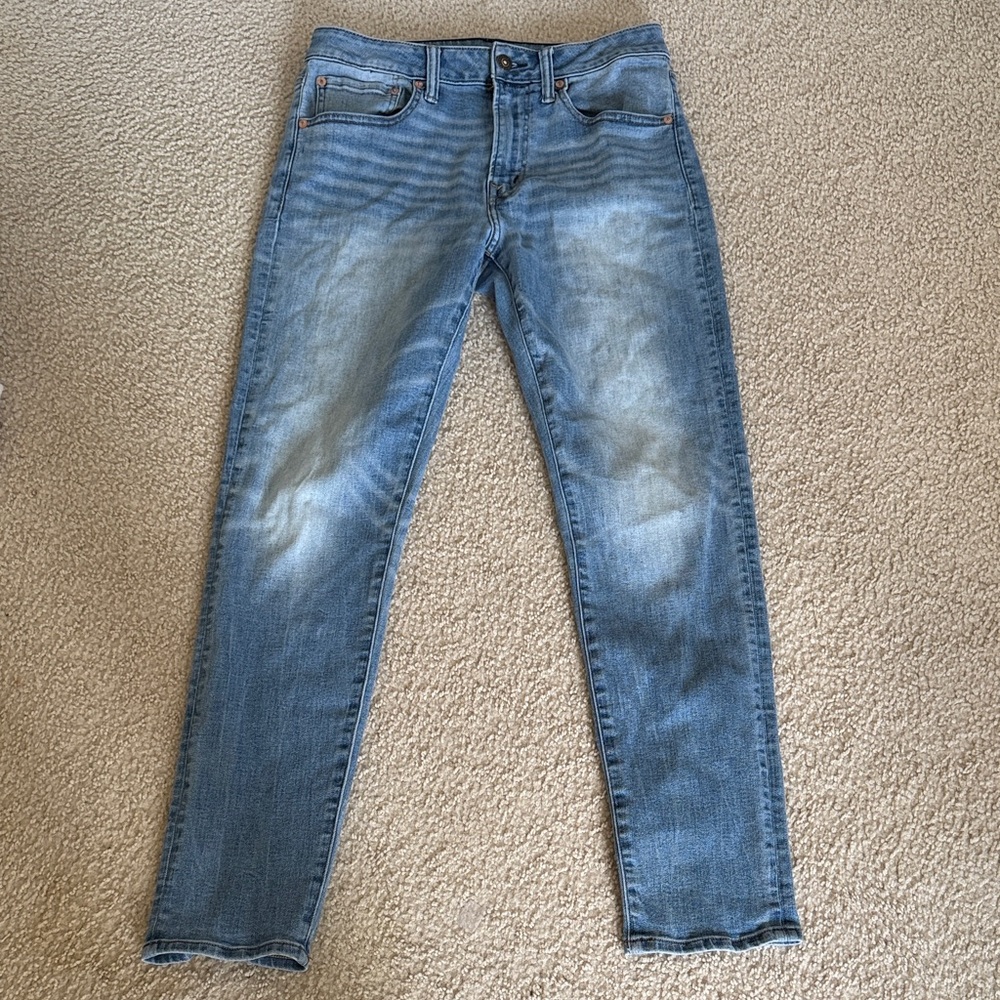 American Eagle Outfitters Light Blue Athletic Fit Jeans